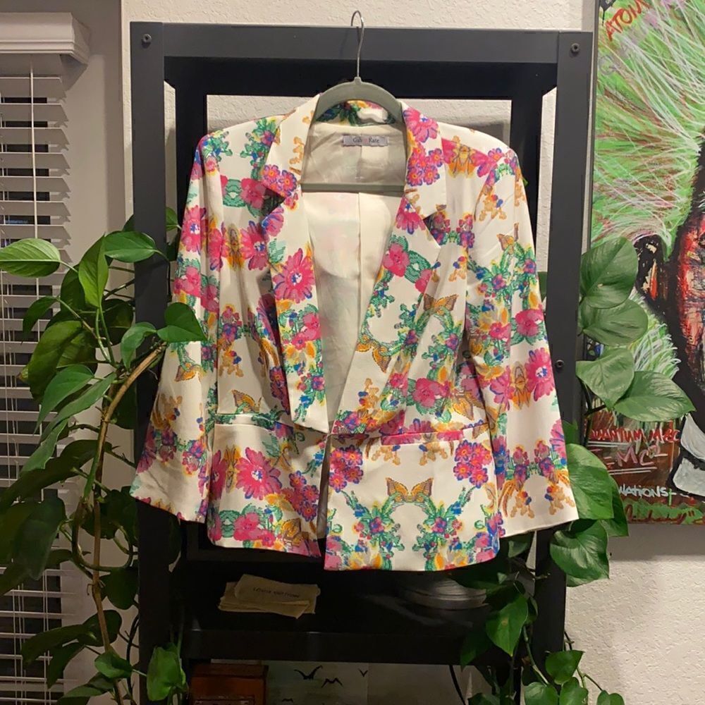 Women’s Floral Pink Blazer Pink Medium Never Worn